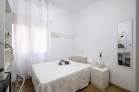 Private room for rent for €550 per month in Madrid, Calle de Valencia