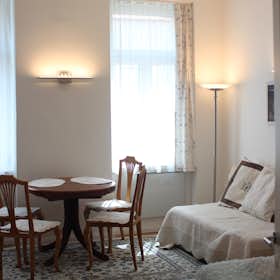 单间公寓 正在以 €900 的月租出租，其位于 Vienna, Goldschlagstraße
