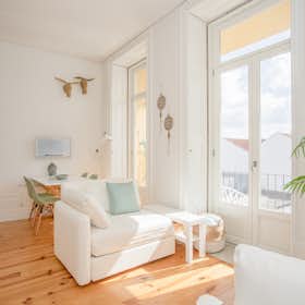 Apartment for rent for €10 per month in Porto, Rua de Dom João IV