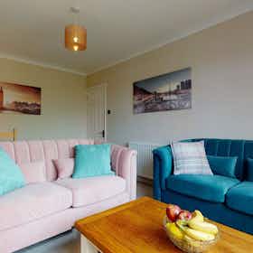 Privé kamer te huur voor £ 3.960 per maand in Maidstone, Boxley Road