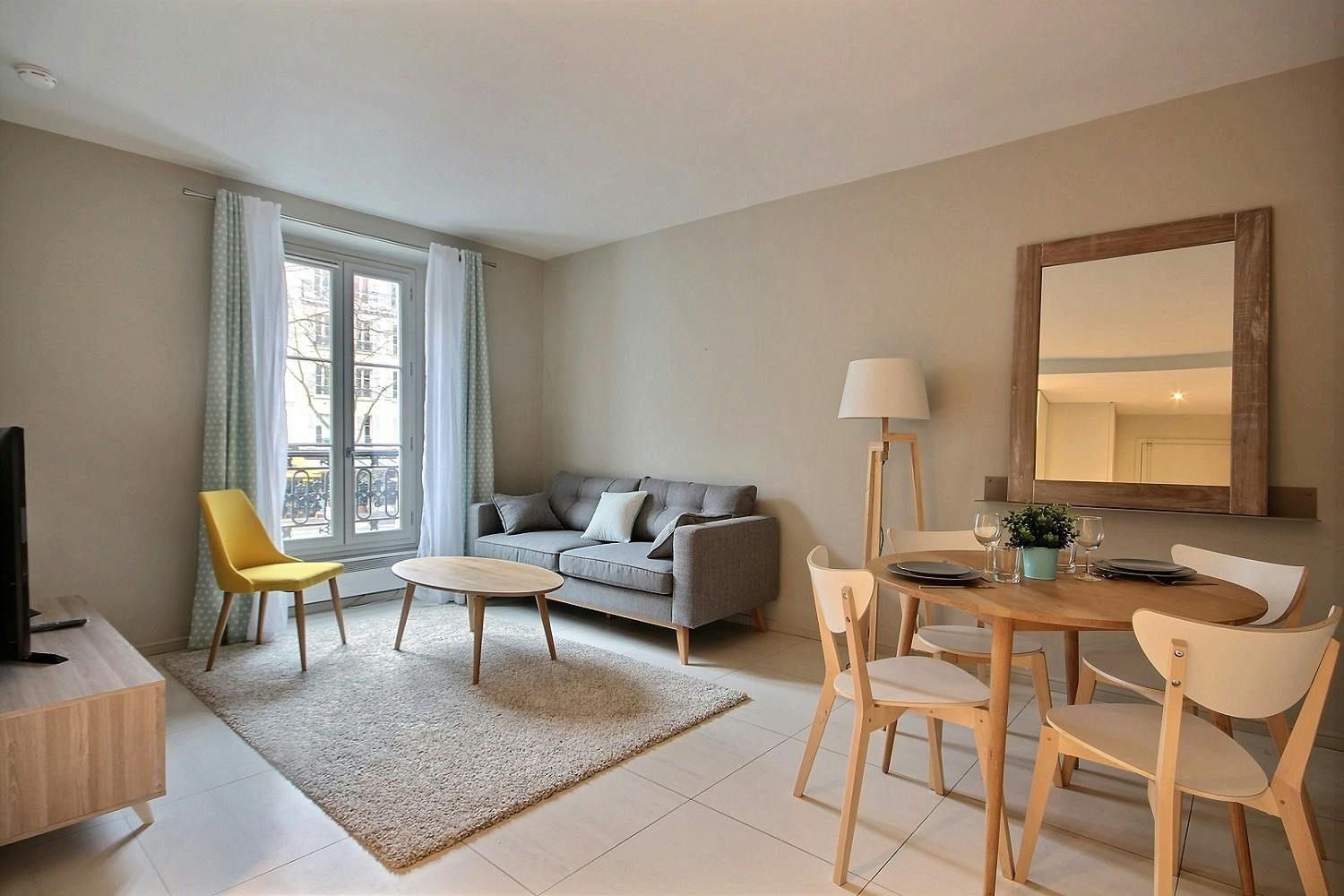 1-Bedroom Apartment in Boulevard du Montparnasse, Paris (1468651) ROOM