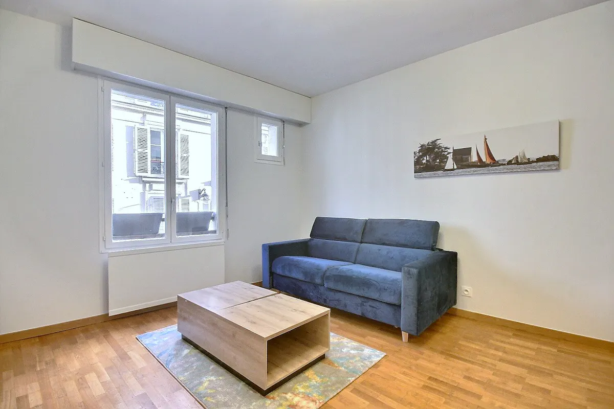Apartment in Rue de l'École Polytechnique, Paris (1468658) ROOM