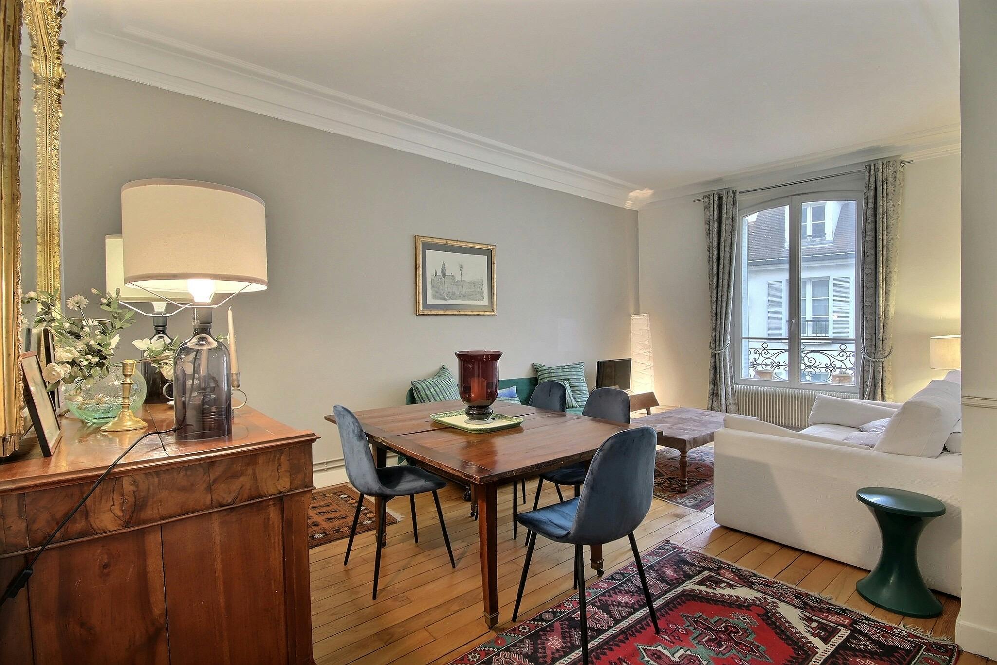 1-Bedroom Apartment in Rue Lepic, Paris (1468674) ROOM