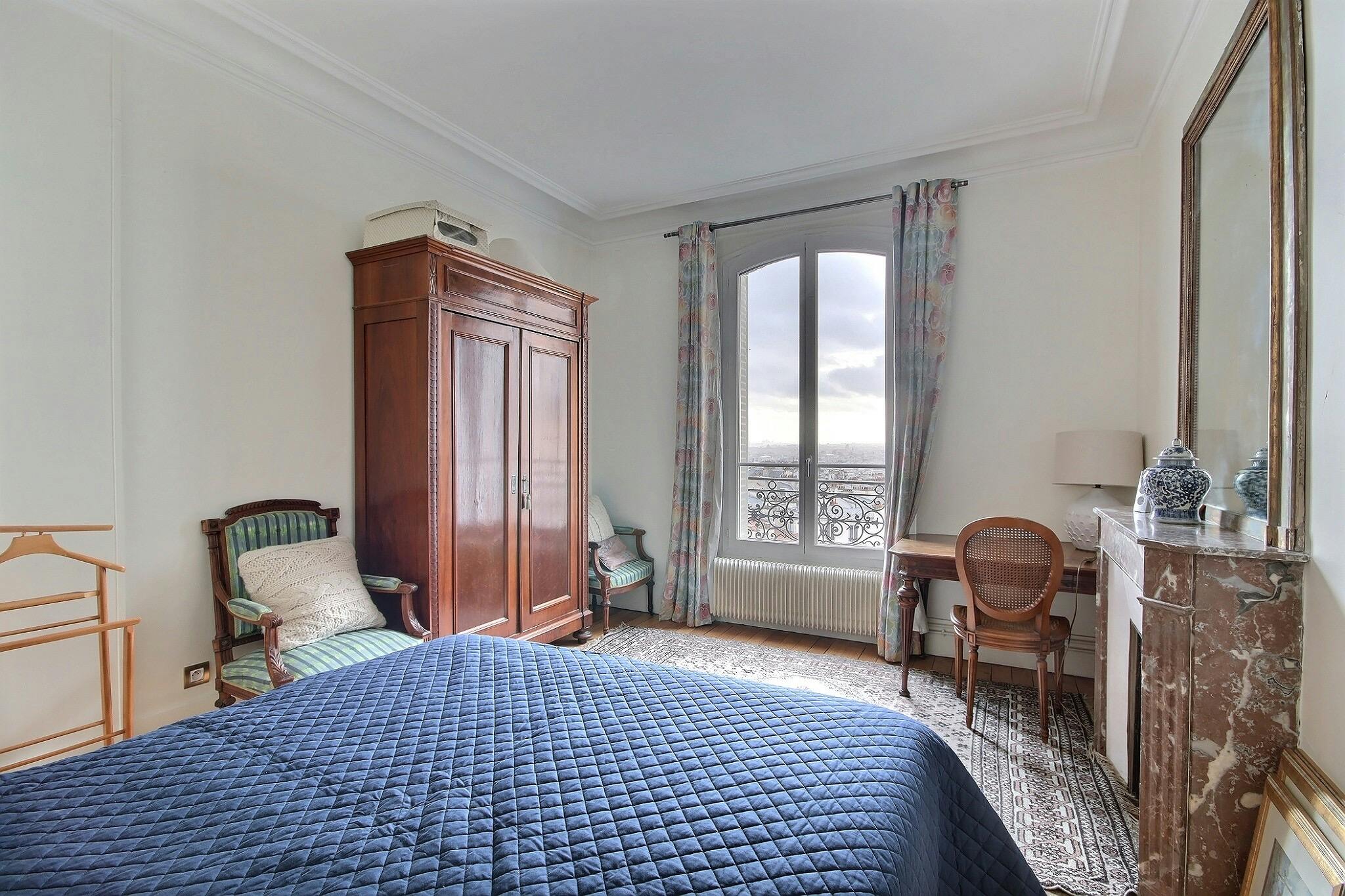 1-Bedroom Apartment in Rue Lepic, Paris (1468674) room image 10
