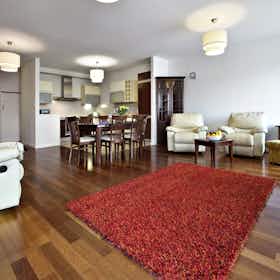 公寓 正在以 PLN 10,800 的月租出租，其位于 Warsaw, ulica Gwiaździsta