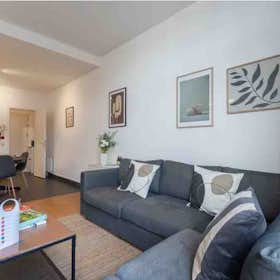 Appartement te huur voor € 1.495 per maand in Forest, Avenue Molière