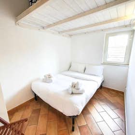 Apartment for rent for €3,000 per month in Rome, Via Campobasso