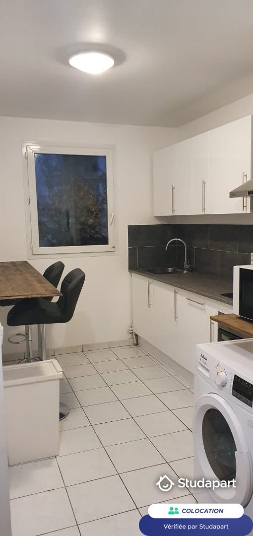 Private room for rent for €450 per month in Évry-Courcouronnes, Rue Charlie Chaplin