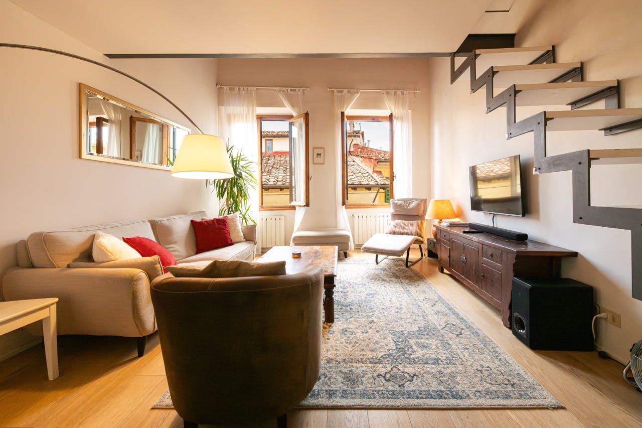 Appartamento in affitto a 2800 € al mese a Florence, Via Ghibellina