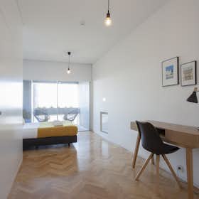 Apartment for rent for €10 per month in Porto, Rua Gonçalo Cristóvão