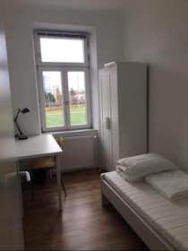 Private room for rent for €340 per month in Vienna, Ravelinstraße
