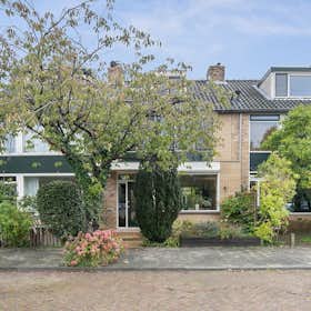 Haus for rent for 3.500 € per month in Oegstgeest, Govert Flincklaan