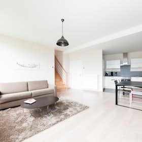 公寓 正在以 €1,370 的月租出租，其位于 Liège, Rue de l'Université