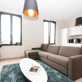 Appartement te huur voor € 1.370 per maand in Liège, Rue de l'Université