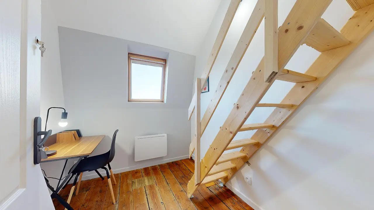 Rue de la Pannerie, Croix preview