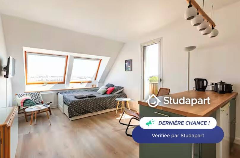 Квартира за оренду для 700 EUR на місяць у La Rochelle, Avenue du Lazaret