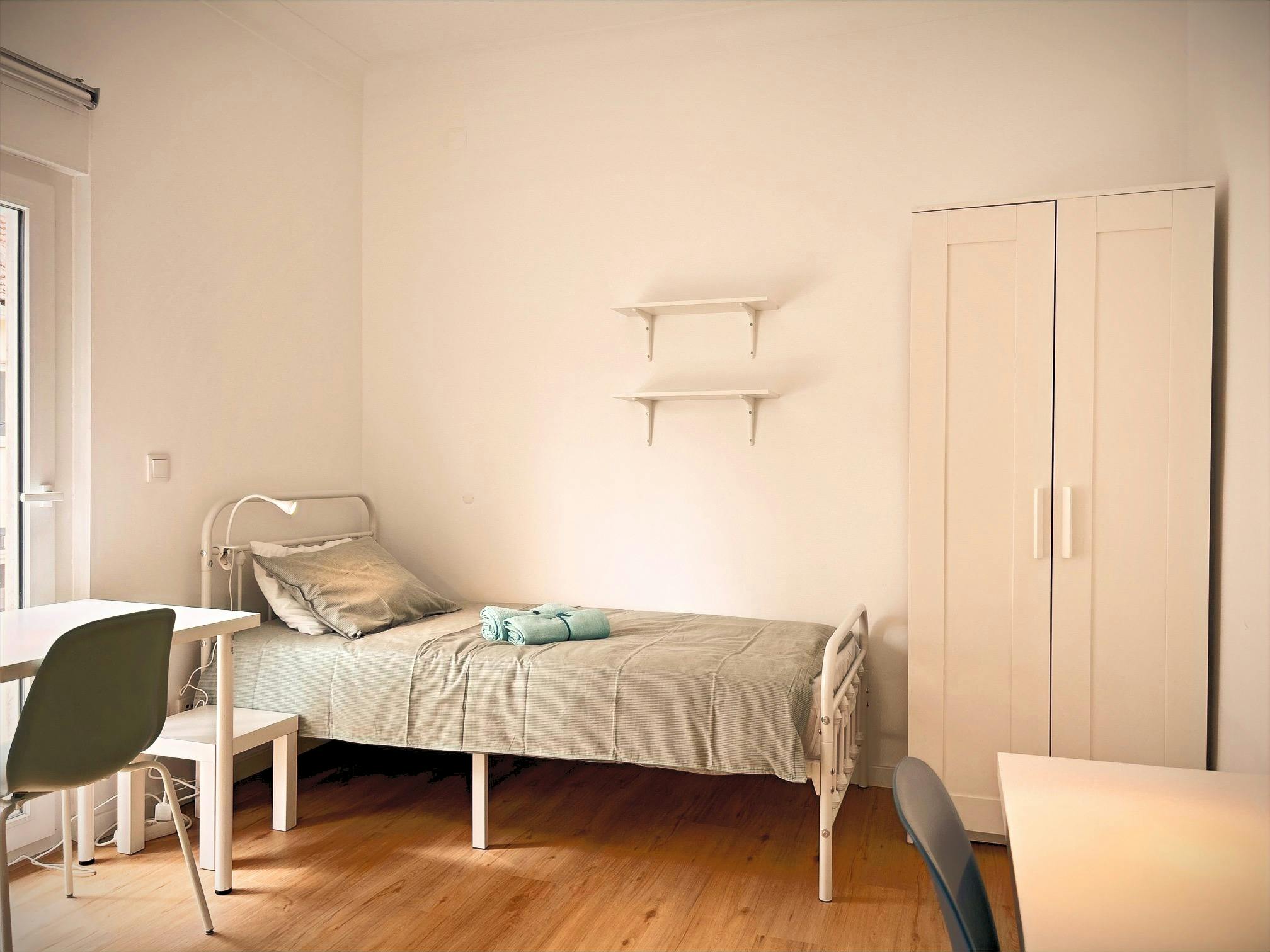 Apartment Almada, 400m² — photo 23