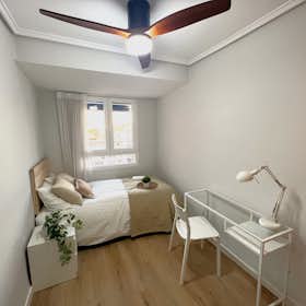 Private room for rent for €315 per month in Valencia, Carrer del Bisbe Jaime Pérez