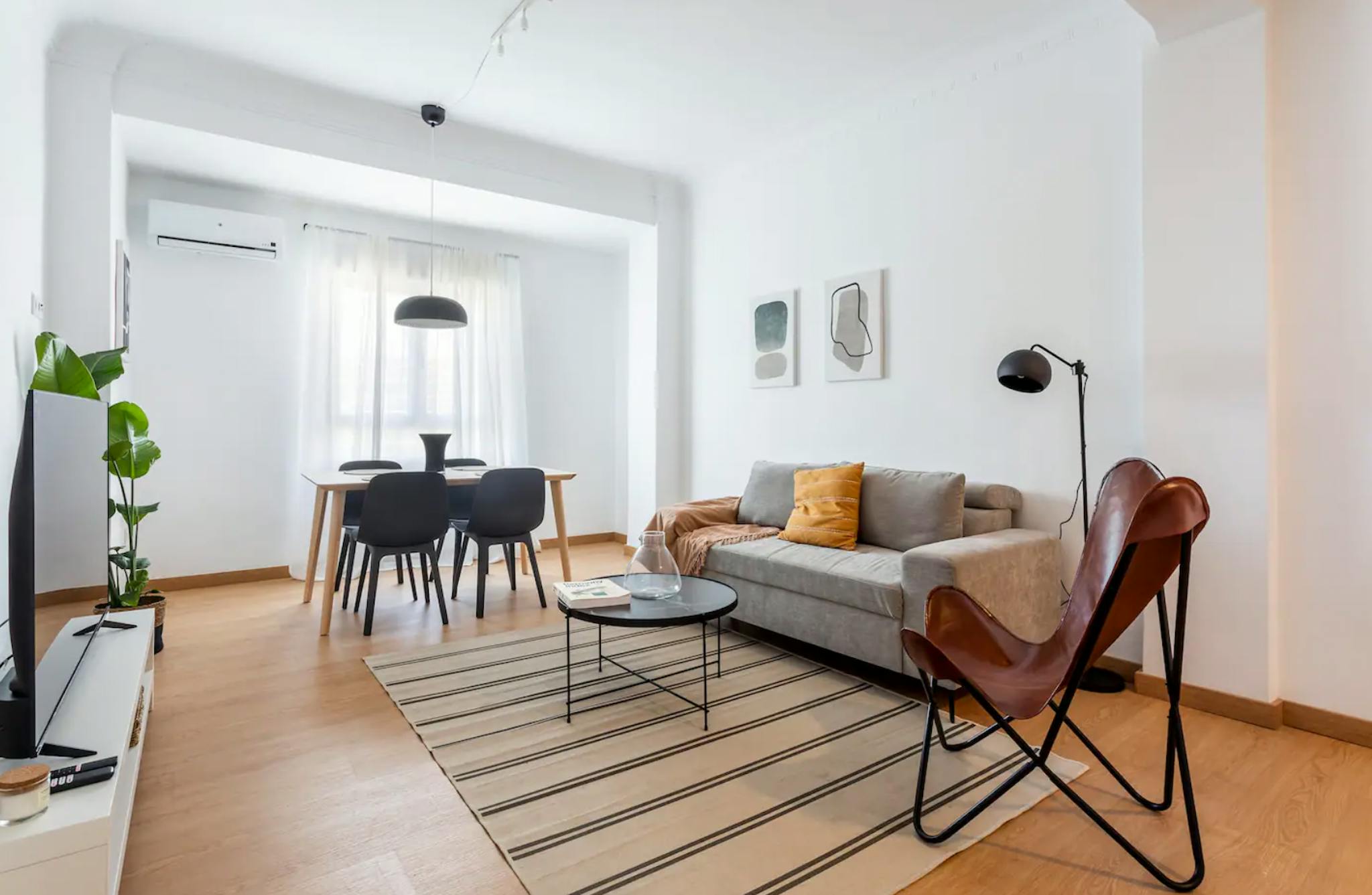 Carrer de Villahermosa, Valencia preview