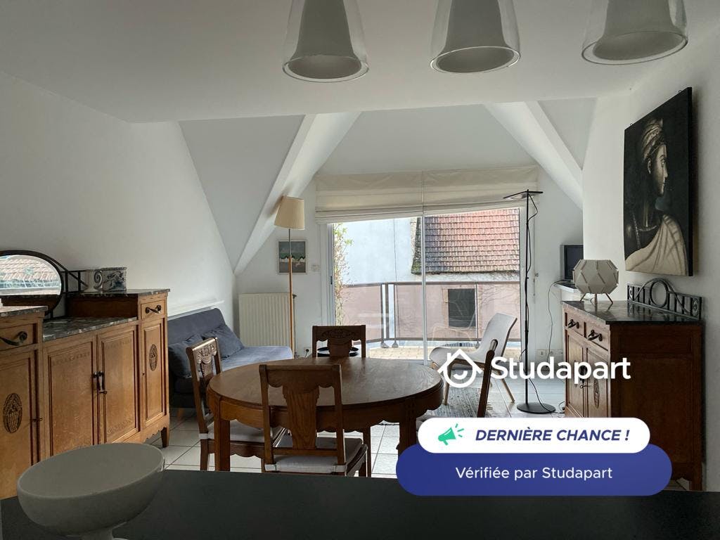 Apartment for rent for €810 per month in Dijon, Rue du Gymnase