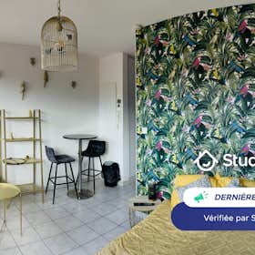 Apartment for rent for €690 per month in Montpellier, Rue des Aiguerelles