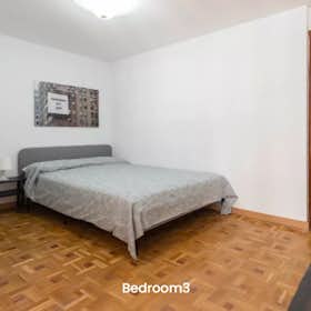 Private room for rent for €475 per month in Valencia, Carrer de Sant Vicent Màrtir