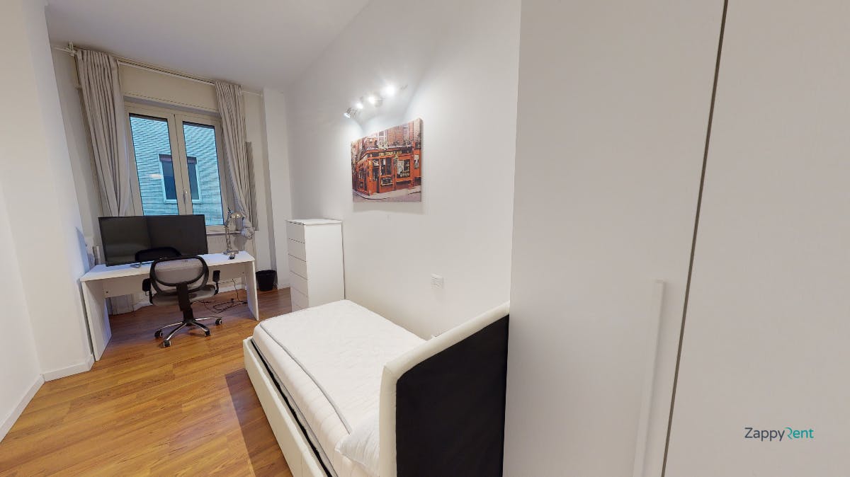 Single room Milan, 1 bed, 15m² — photo 1