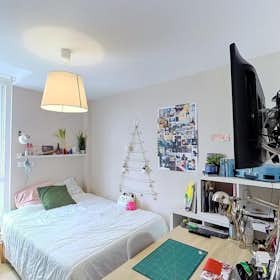 Private room for rent for €565 per month in Le Bouscat, Avenue de la Libération-Charles de Gaulle
