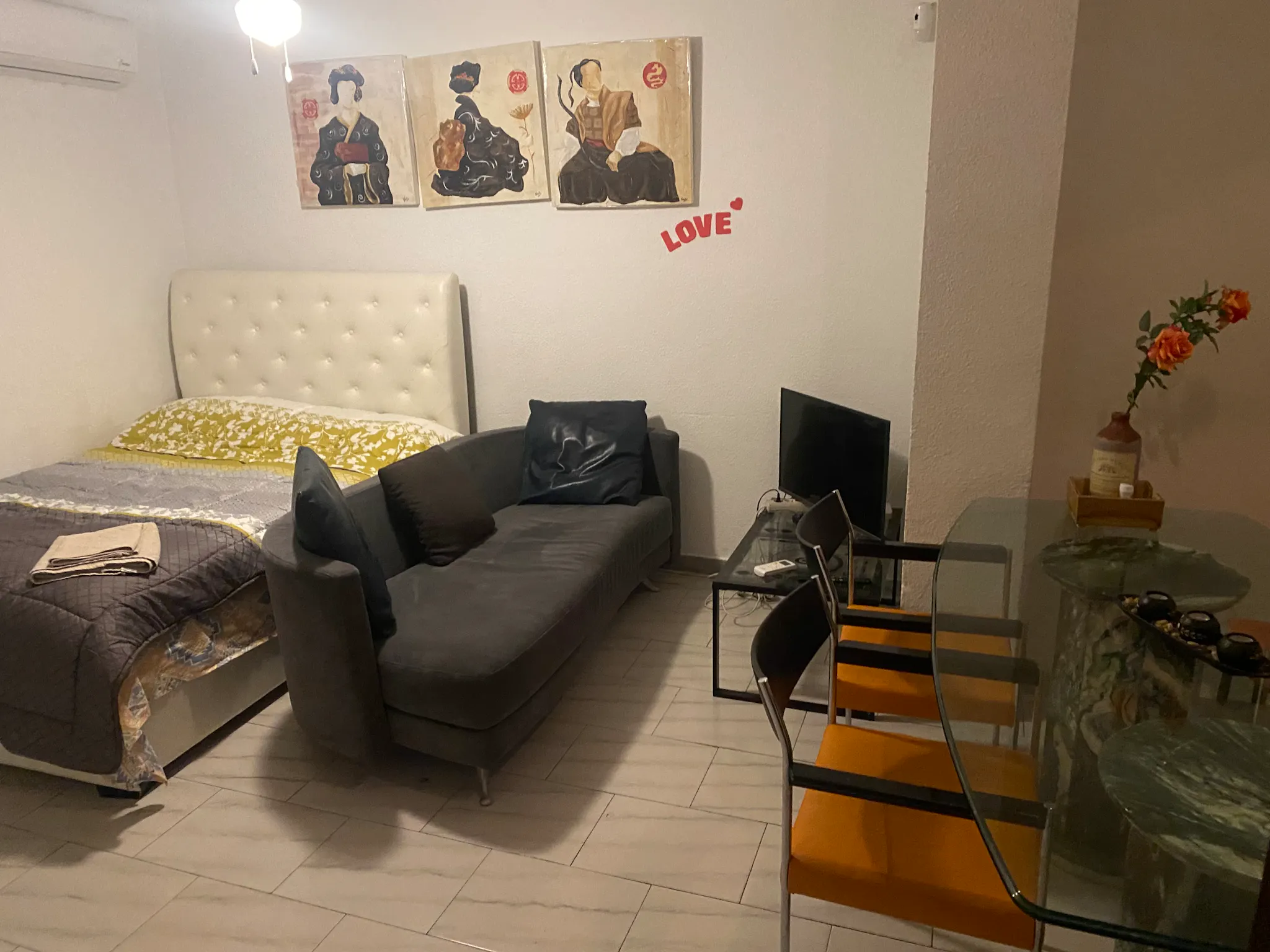 4-Bedroom Apartment in Calle San Asturio Serrano, Alcalá de Henares (1470229) ROOM 1