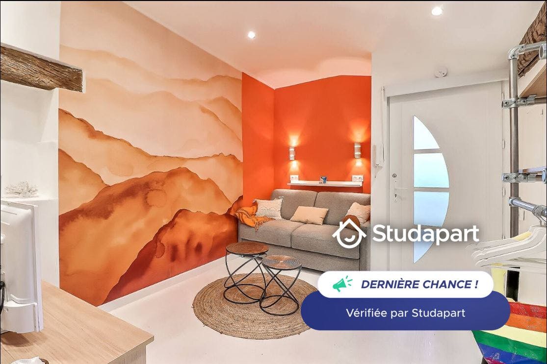 Apartment for rent on Rue Xavier Sigalon, Nîmes - Widok 4