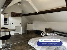 Wohnung zu mieten für 770 € pro Monat in Meaux, Rue Saint-Faron