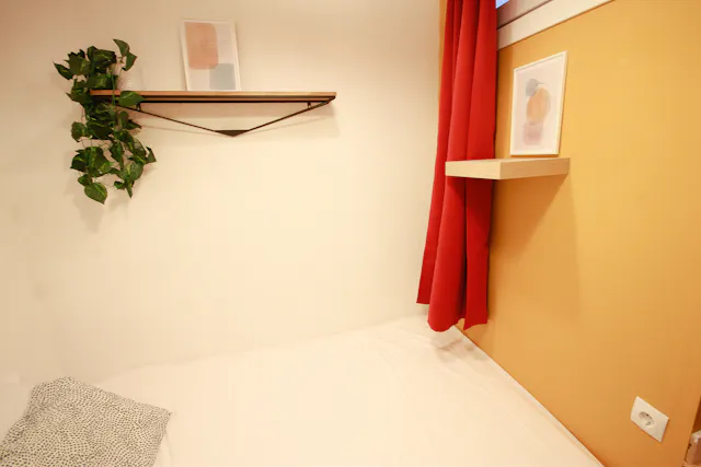 Private room in Carrer de Villarroel, Barcelona (1470255) room image 2