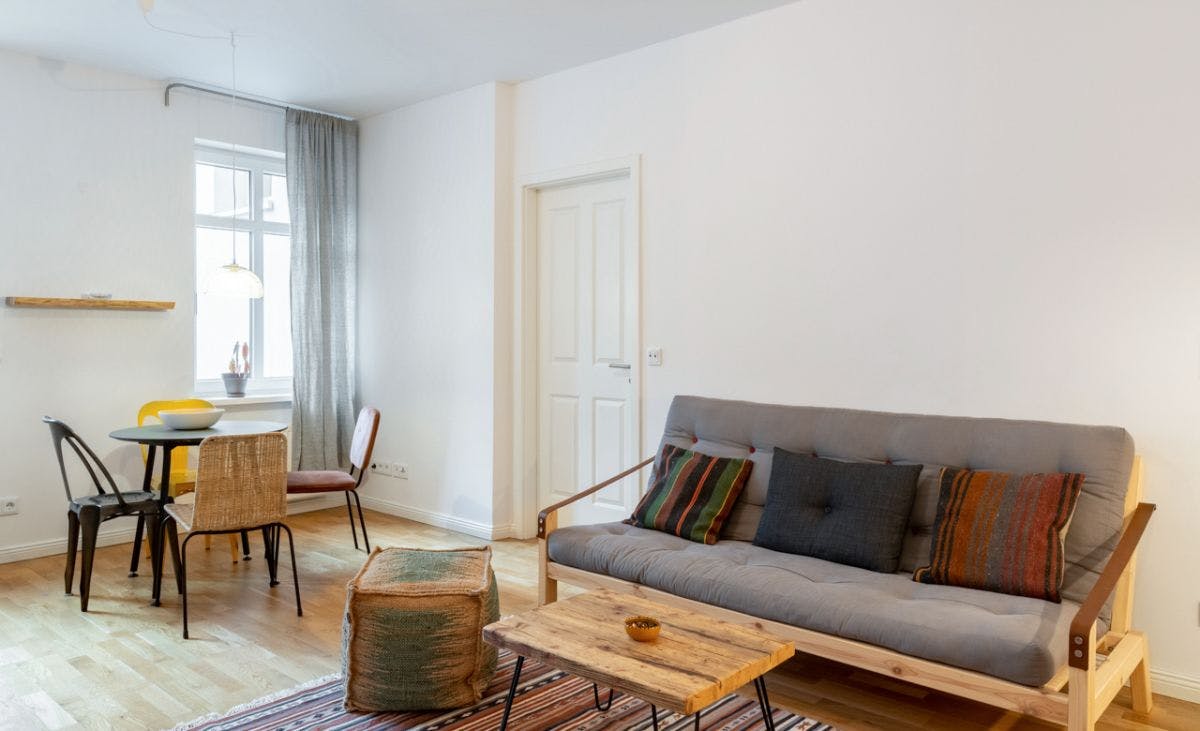 Apartment for rent for €1,890 per month in Berlin, Dirschauer Straße