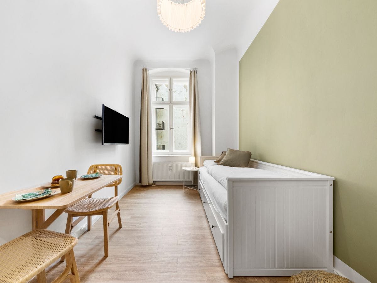 Garsonieră de închiriat pentru 990 EUR pe lună în Berlin, Frankfurter Allee