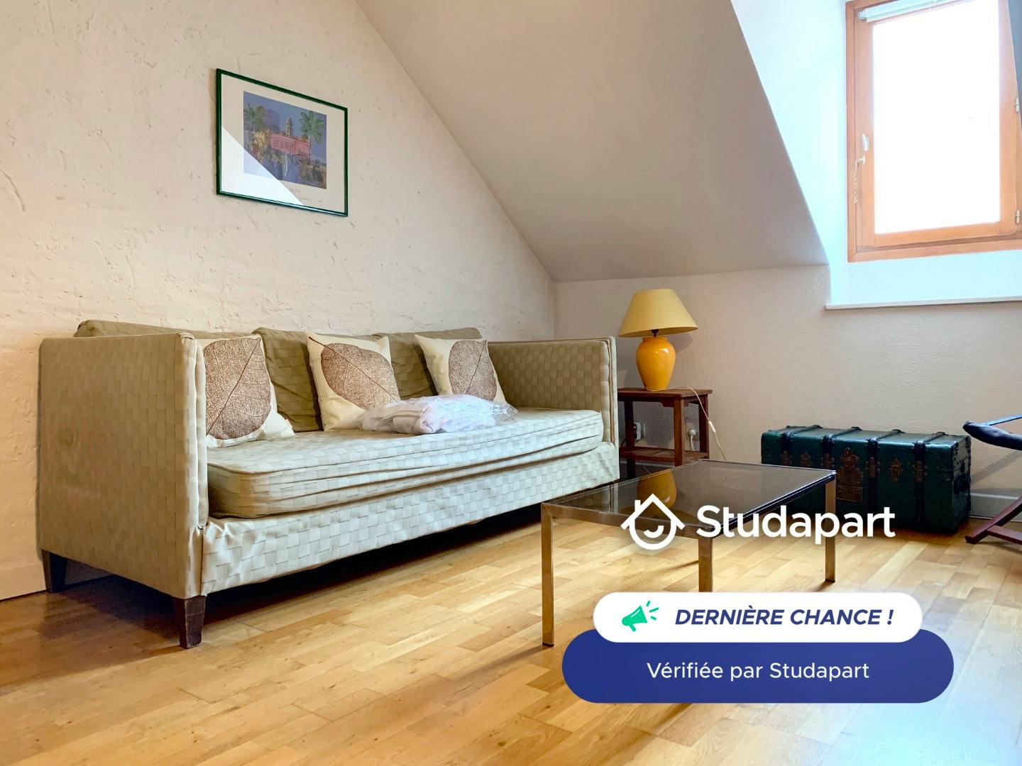 Apartment for rent for €897 per month in Grenoble, Place Vaucanson