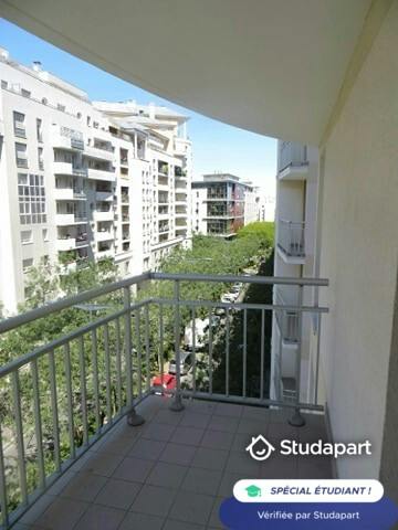 Pièce à Courbevoie