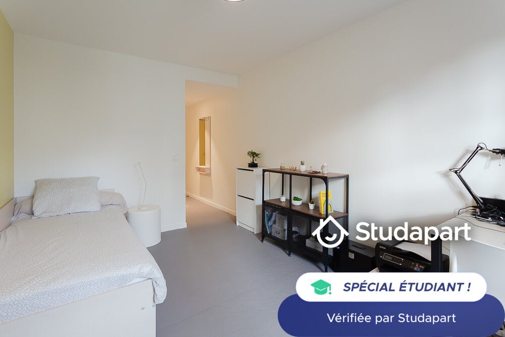 Private room for rent on Rue de Louvain, Courbevoie – pohled 3