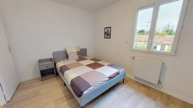 Private room in Rue de Champmaillot, Dijon (1470667) room image 1