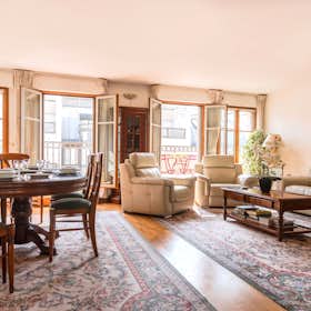 Apartment for rent for €7,000 per month in Paris, Rue d'Arsonval