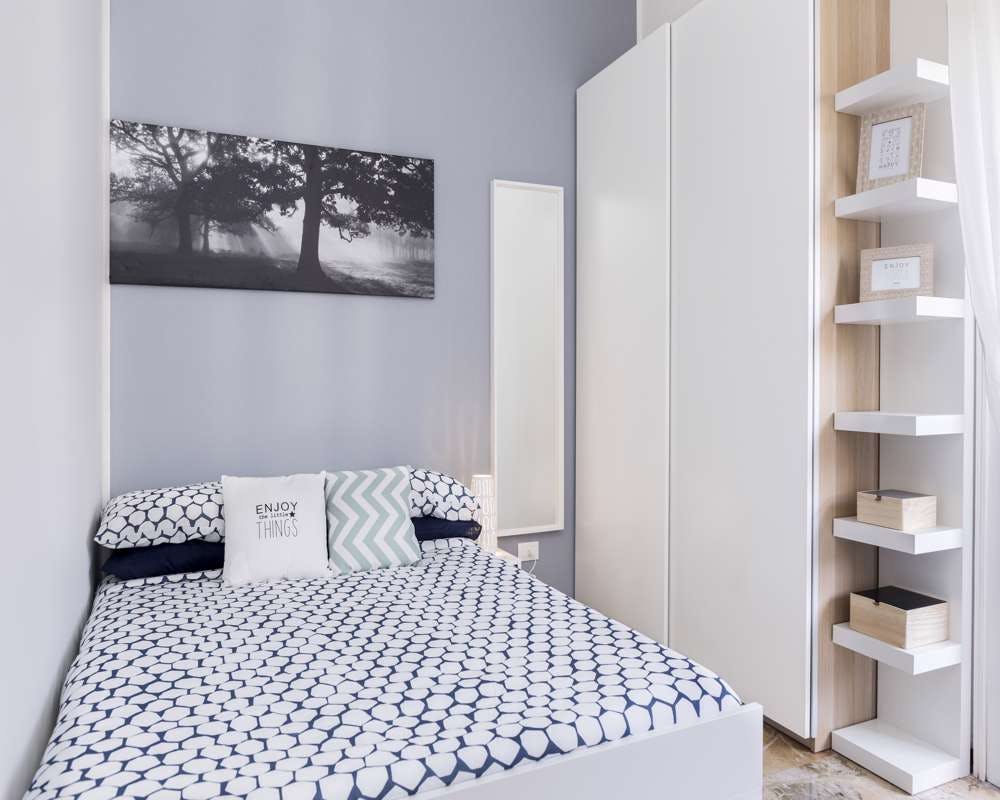 Via Giuseppe Frua, Milan