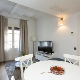Apartment for rent for €1,495 per month in Barcelona, Carrer de Joaquín Costa
