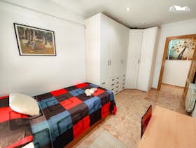 Приватна кімната за оренду для 350 EUR на місяць у Elche, Avinguda d'Alacant