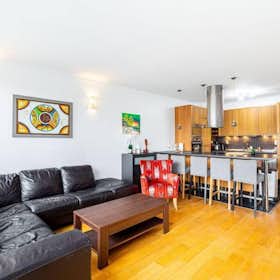 Apartment for rent for €4,156 per month in Paris, Boulevard Berthier