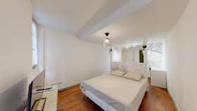 Приватна кімната за оренду для 500 EUR на місяць у Toulon, Rue d'Alger