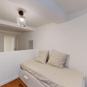Privé kamer te huur voor € 450 per maand in Toulon, Rue d'Alger
