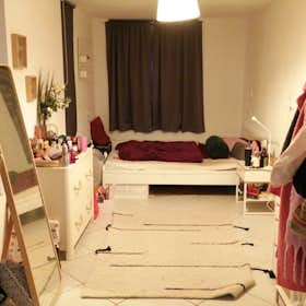 Quarto privado para alugar por € 850 por mês em Amsterdam, Chico Mendesstraat