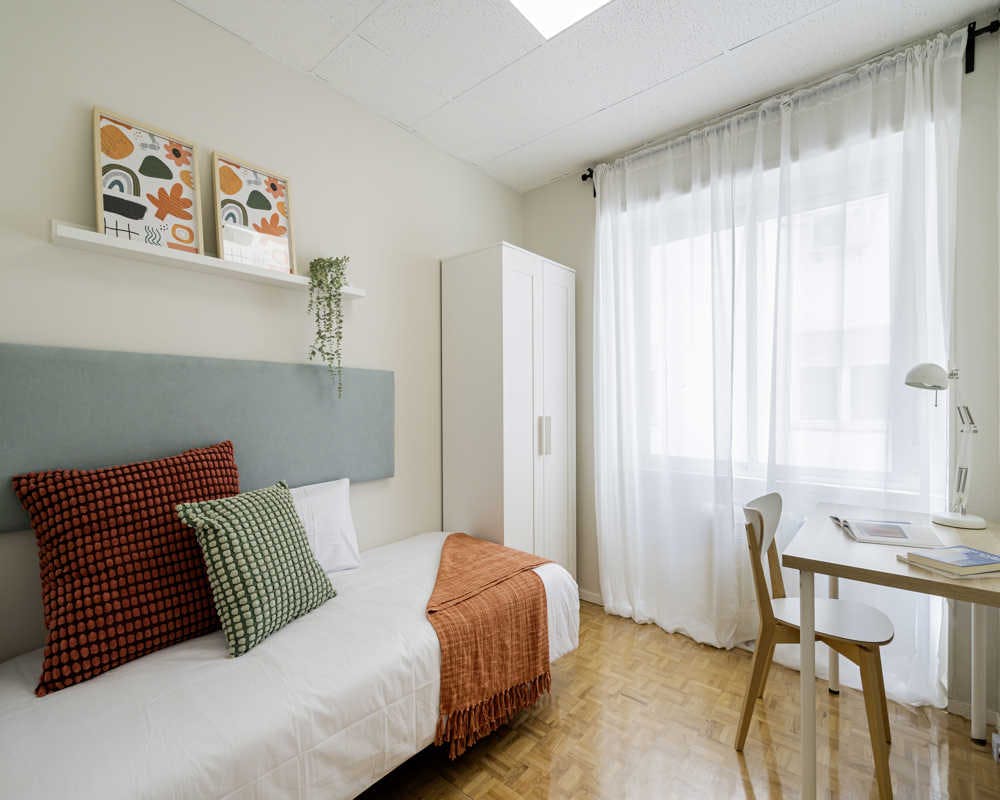 Paseo de la Castellana, Madrid preview