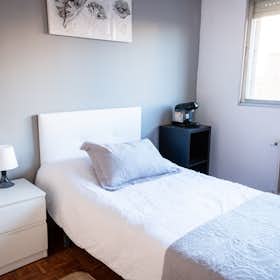 Private room for rent for €350 per month in Alcalá de Henares, Calle Juan de Cardona