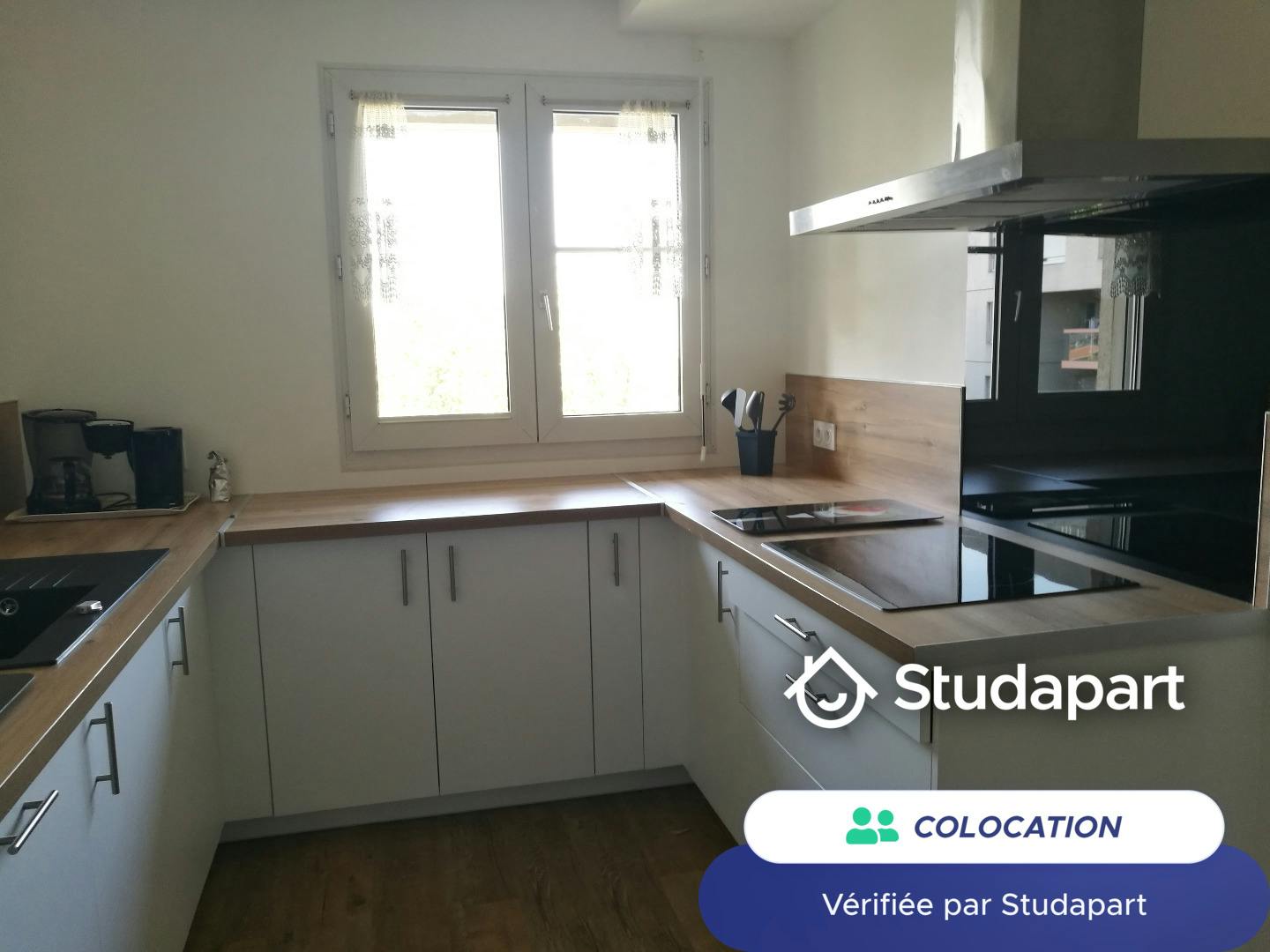 Private room for rent on Place des Pavillons, Lyon - Vue 3