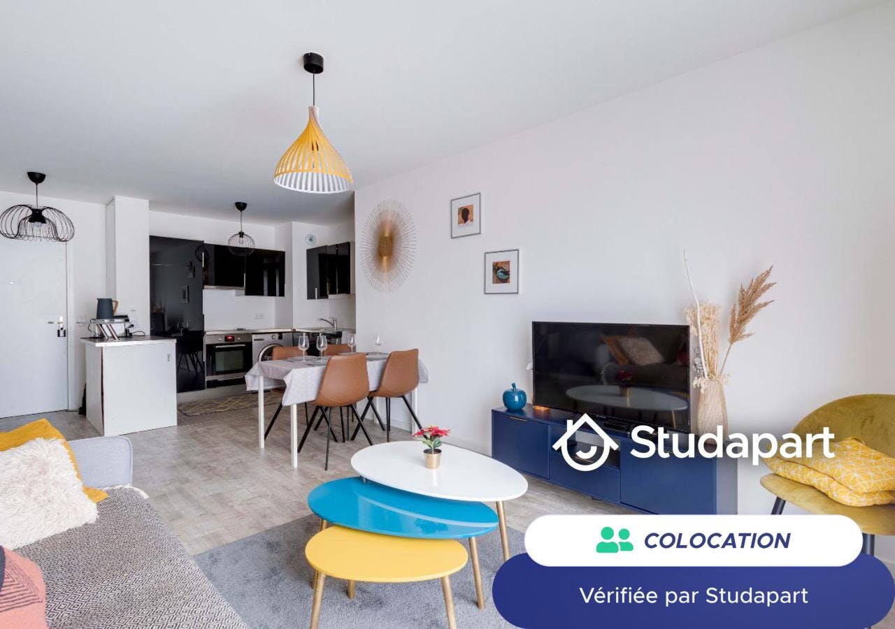 WG-Zimmer zu mieten für 600 € pro Monat in Drancy, Rue de Provence